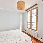 Stylish Flat In The Center Of Paris
