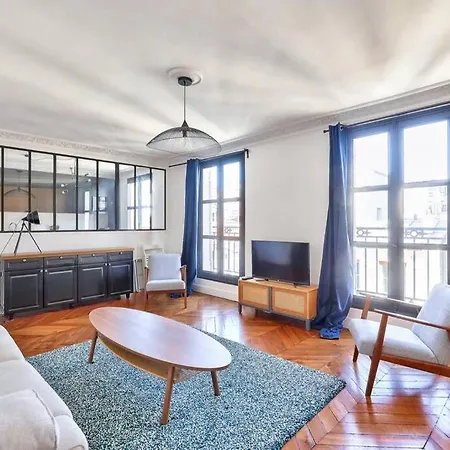 Apartment Stylish Flat In The Center Of