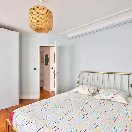 Apartment Stylish Flat In The Center Of Paris
